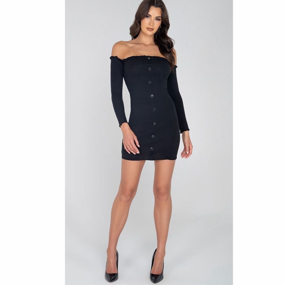 🤩3/$20 SALE - Yandy Button Up Black Off-Shoulder Dress Bodycon Sexy Size Large